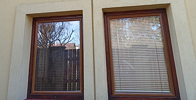 Výměna vnějších skel ve zdvojených oknech za dvojskla + montáž meziokenních žaluzií
